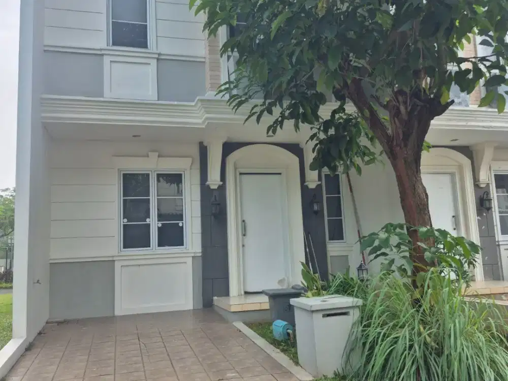 Dijual Rumah 2 Lantai Bersih Cakep Siap Huni di Vanya Park Bsd