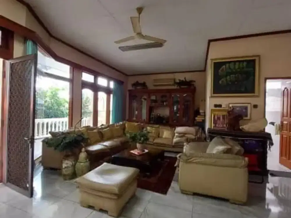 Rumah tua cantik di jakarta selatan pr 15874