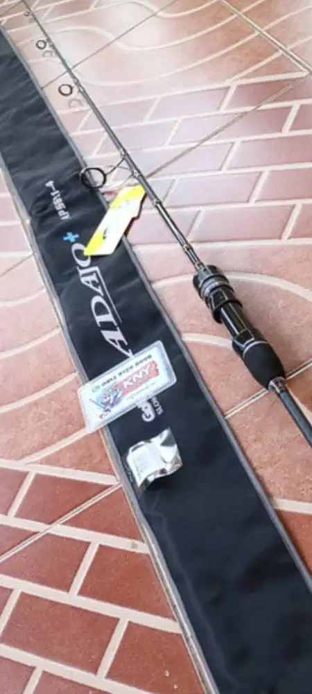 Joran gomoku dan reel pen 8000