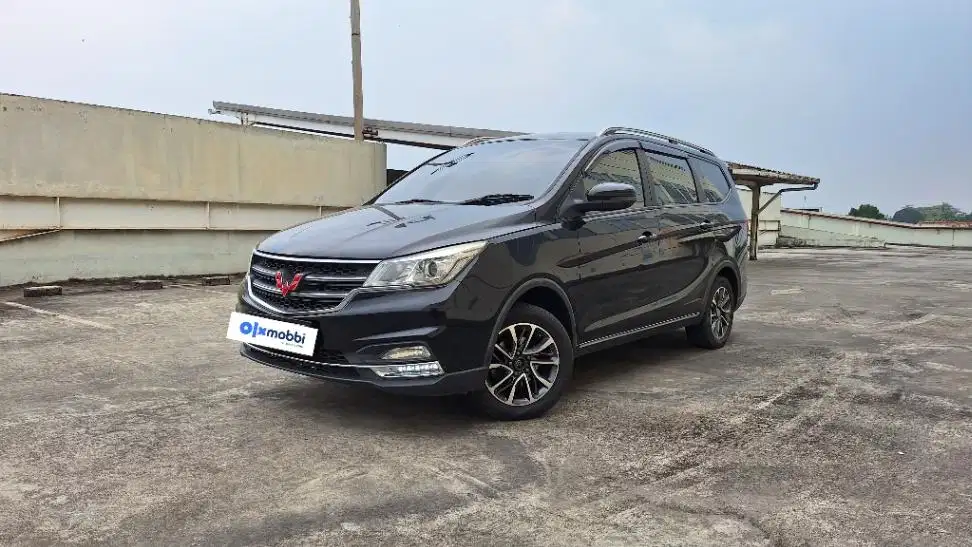 DP RENDAH Wuling Cortez 1.8 C Bensin-AT 2018 6BS