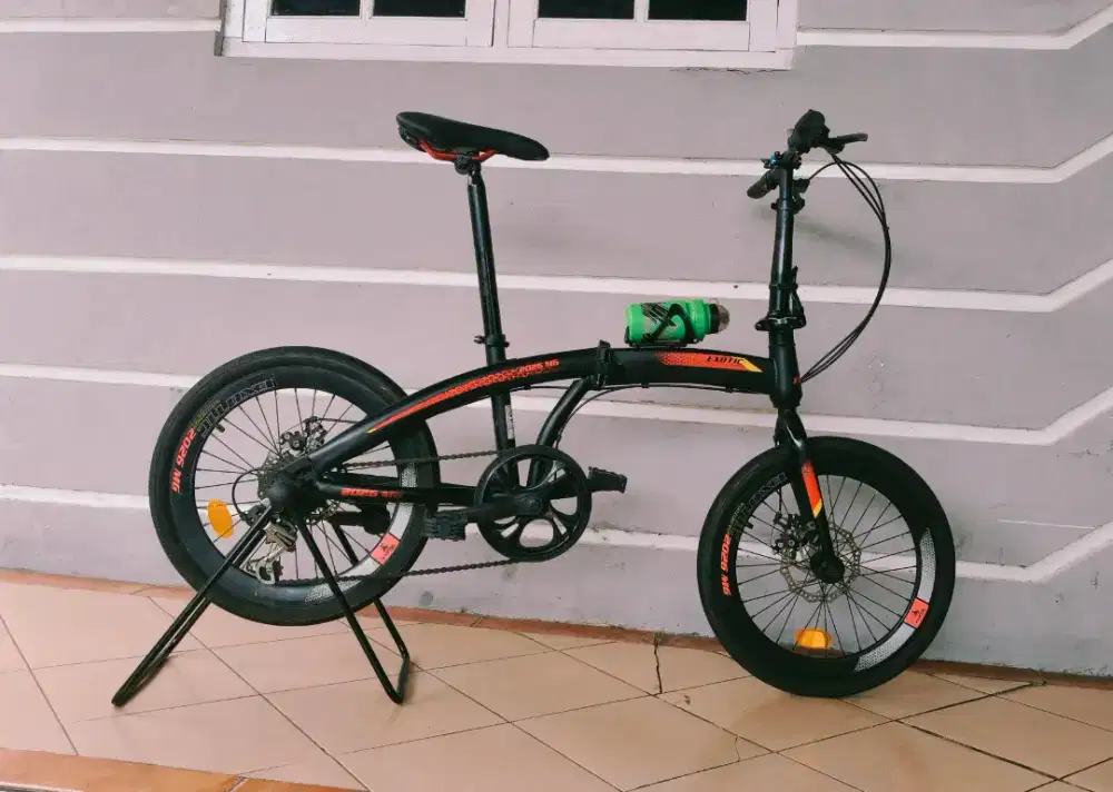 Sepeda lipat merek exotic uk'20 hrg 750 RB ner