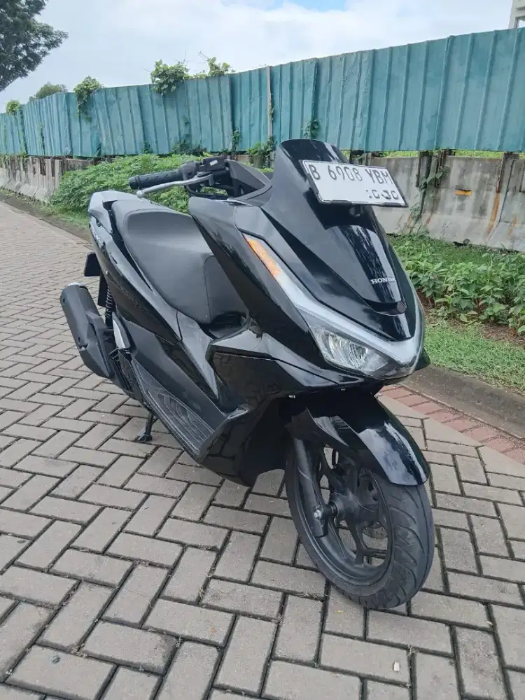 Honda PCX 160 CBS ISTIMEWA