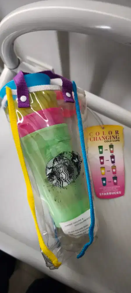 Starbucks color changing cold cups set ( 4 pcs ) original.
