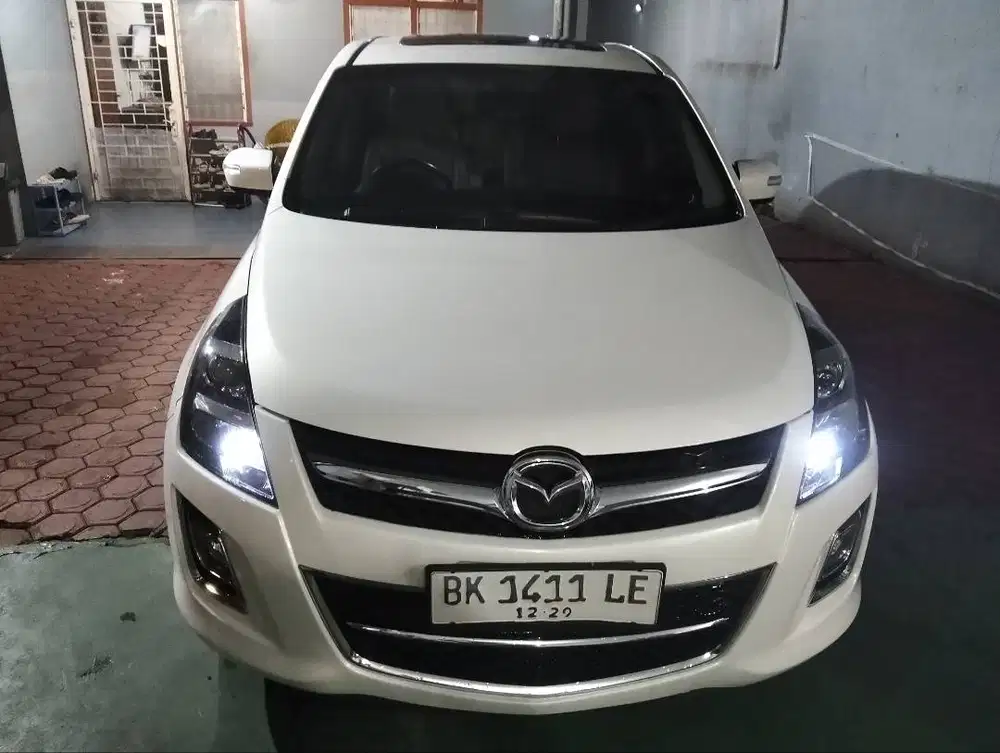 Mazda8, 2.300cc, 2012, putih mutiaraa