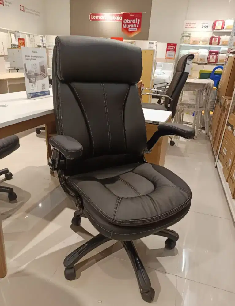 Kursi Kantor Direktur premium selma