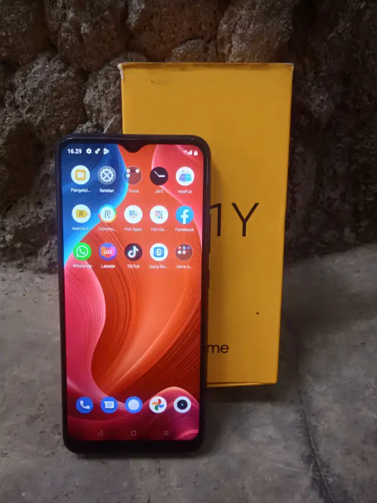 Realme c21y normal
