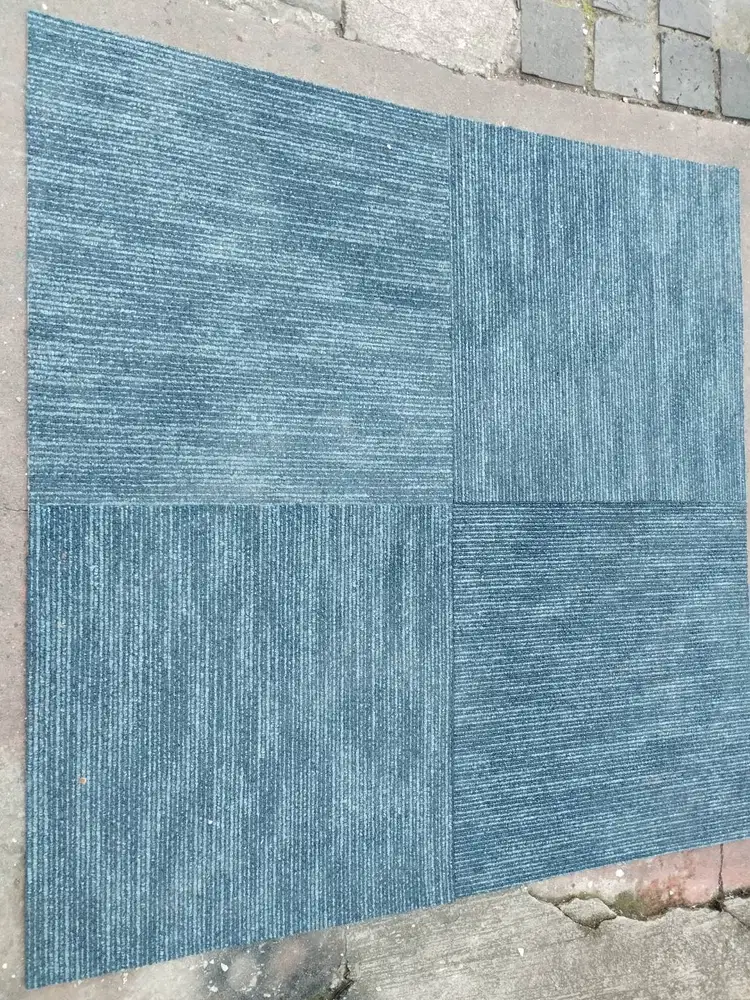 Karpet Lantai tile ex kantor second berkualitas