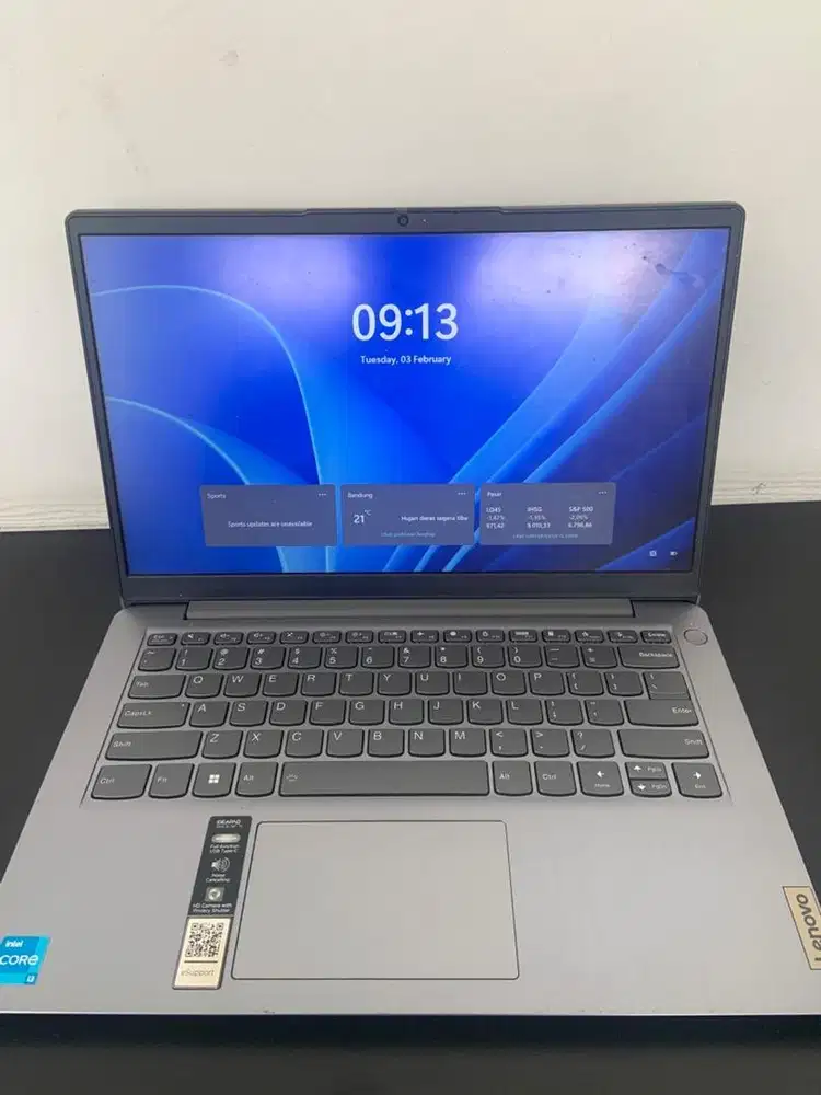 Lenovo IdeaPad 3 14IAU7