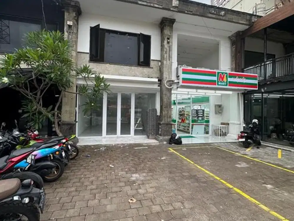 Two Storey Shop Houses For Rent Prime Location In Seminyak