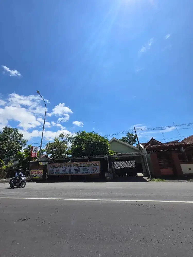 Rumah NOL jalan raya sebelah exit tol tembelang