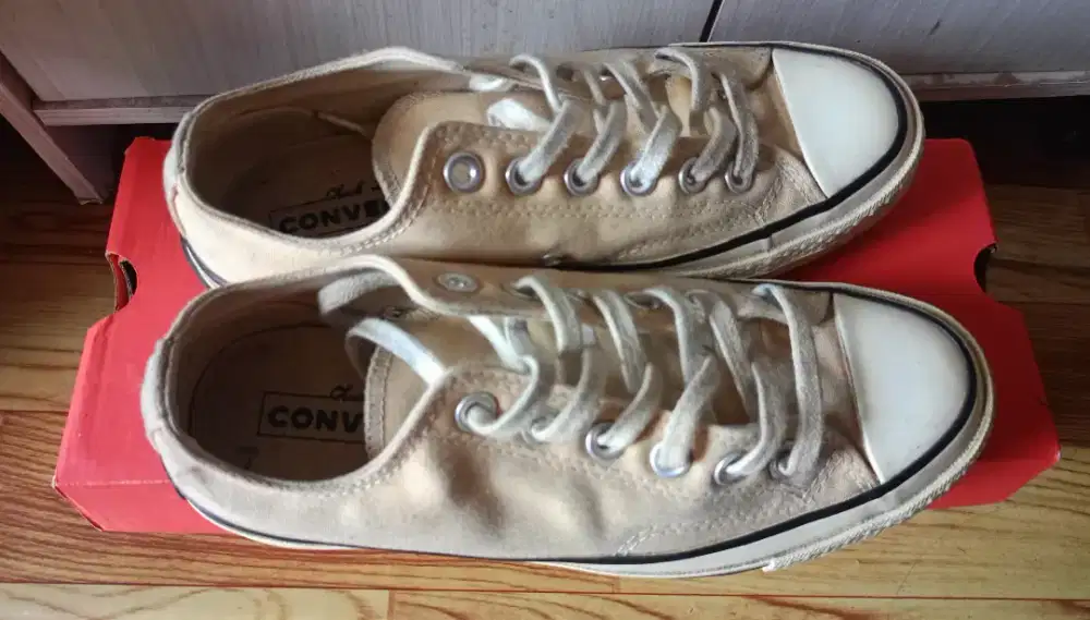 Dijual Sepatu Converse second