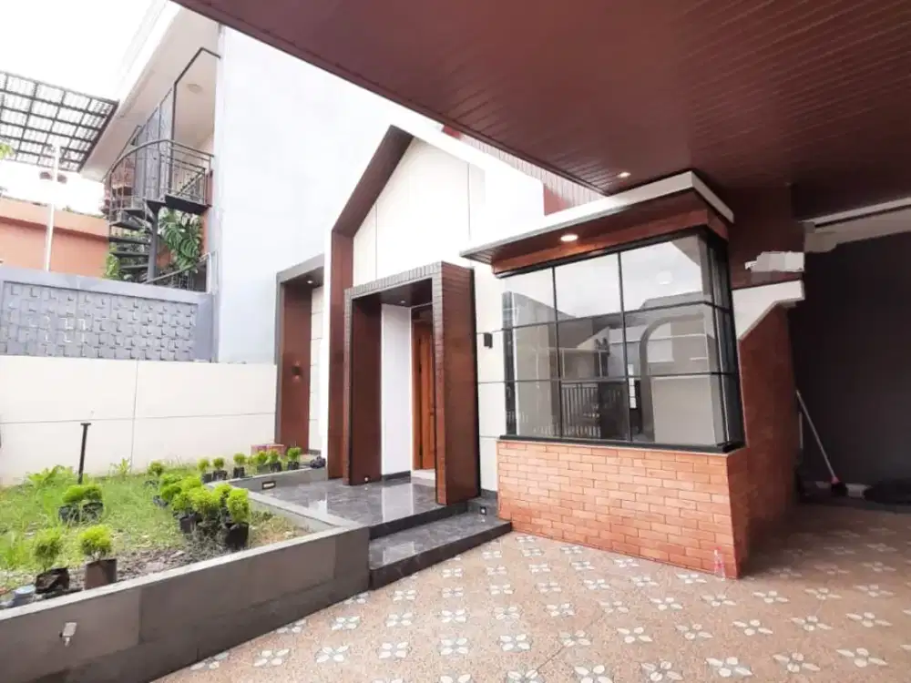 RUMAH BARU 1 LANTAI SIAP HUNI ADA HALAMAN BELAKANG, STRATEGIS DI KENCANA LOKA - BSD