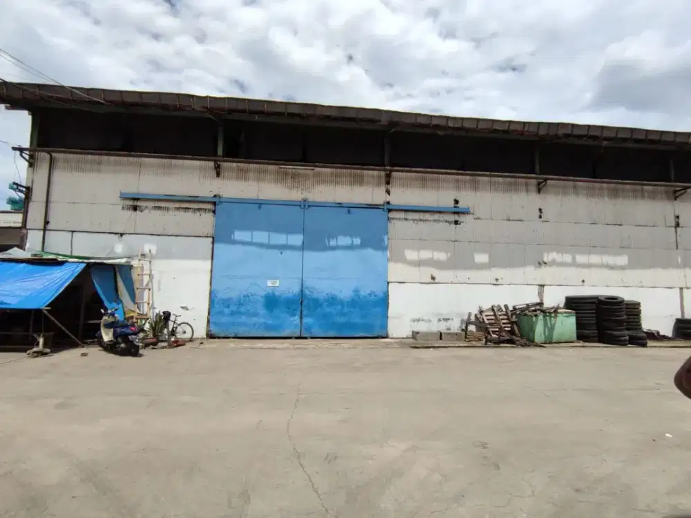 DISEWAKAN GUDANG LUAS 2HA | DEKET AKSES TOL,MUATAN KONTAINER CAKUNG