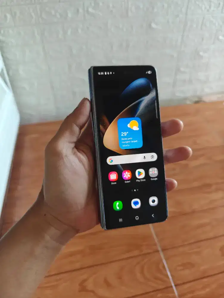 JUAL MURAH SAMSUNG Z FOLD 4 256GB RESMI SEIN (-layar dalam)