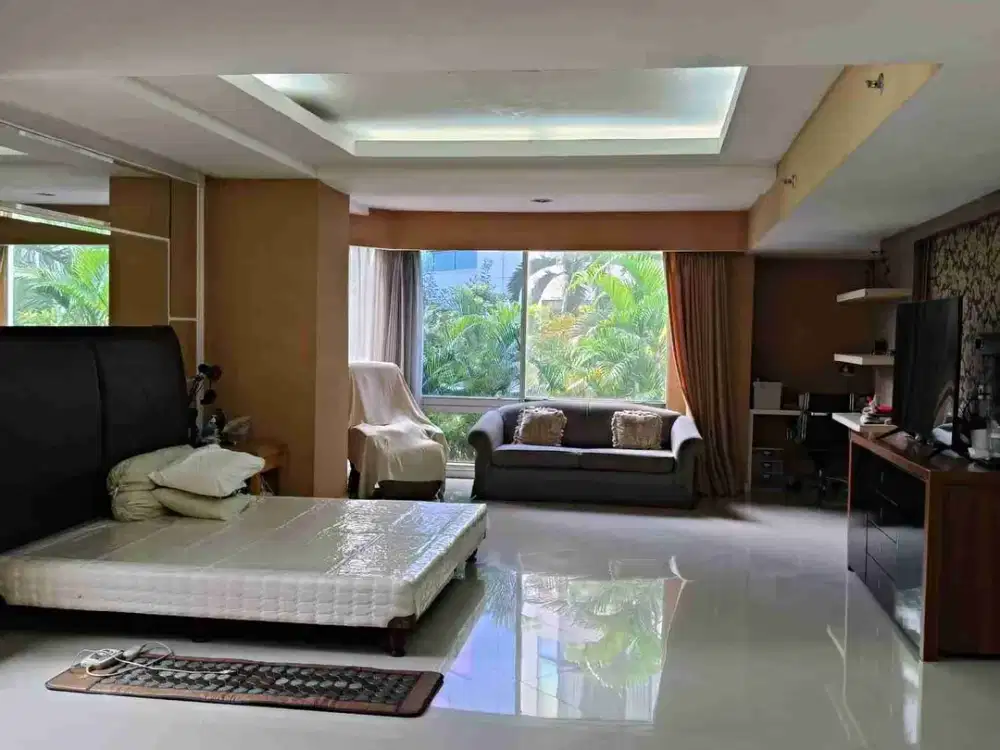 For Sale 3 BR Combine Unit Kondominium Taman Anggrek