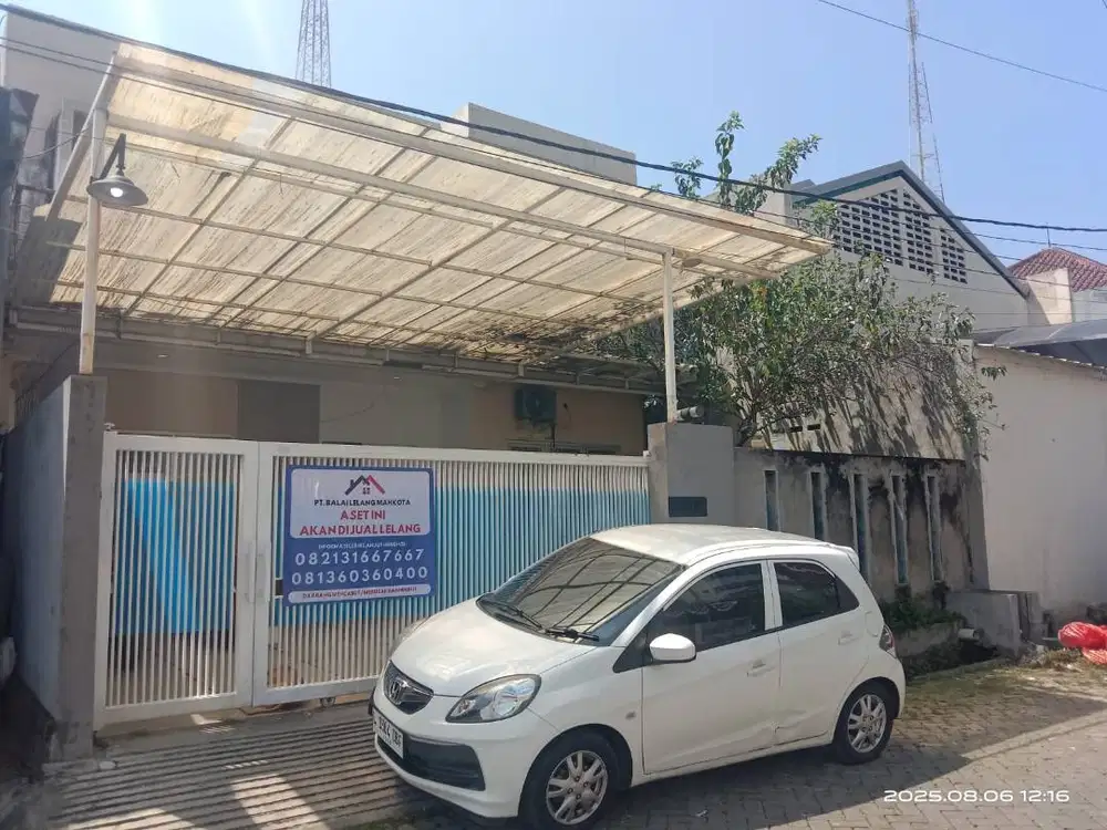 RUMAH DI JLN SAMBISARI ,SURABAYA