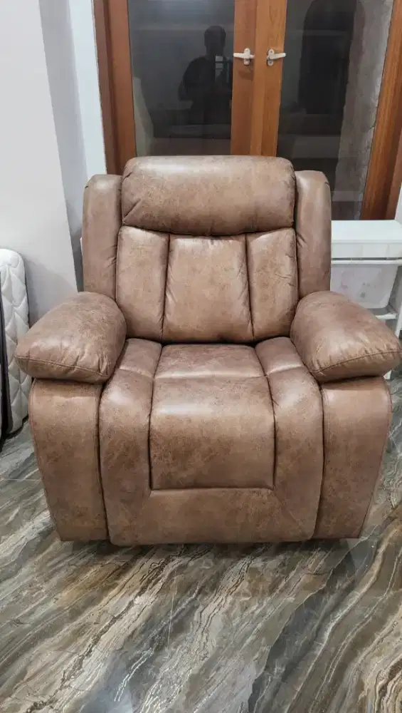 Dijual Sofa recliner informa