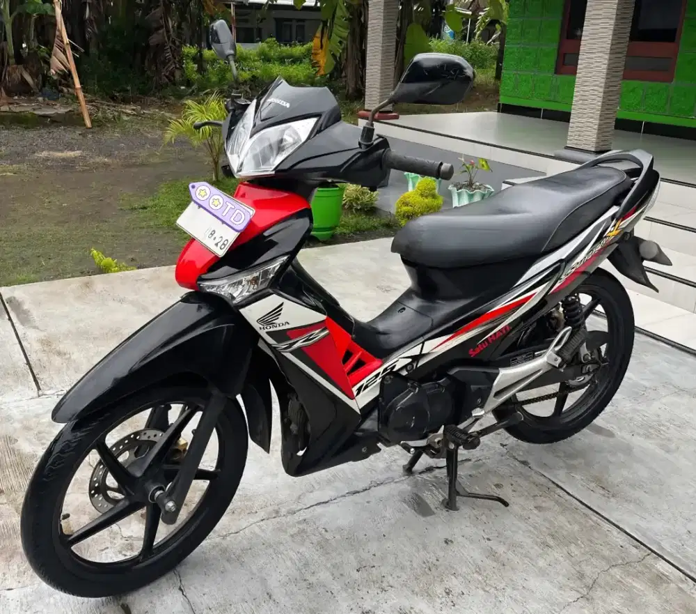 Supra x 125 2013 karburator sangat mulus seperti Baru