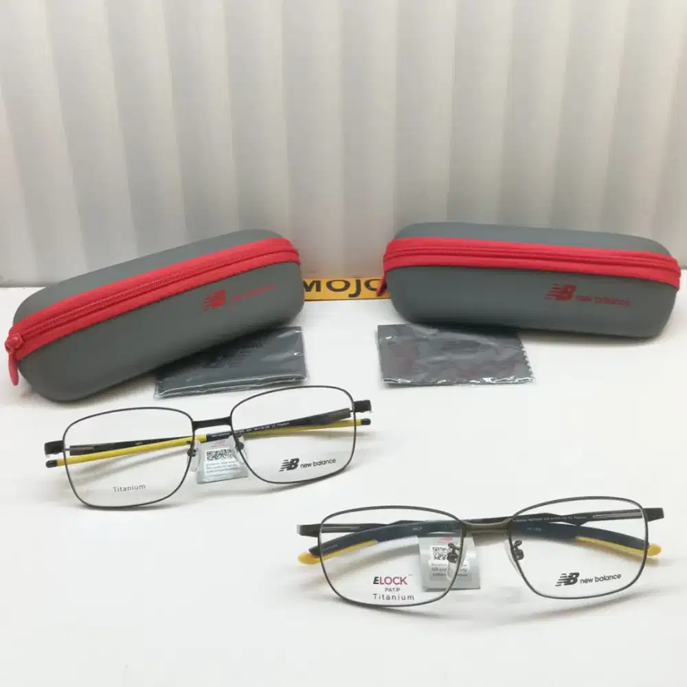 Cek toko sebelah kacamata New Balance Titanium original
