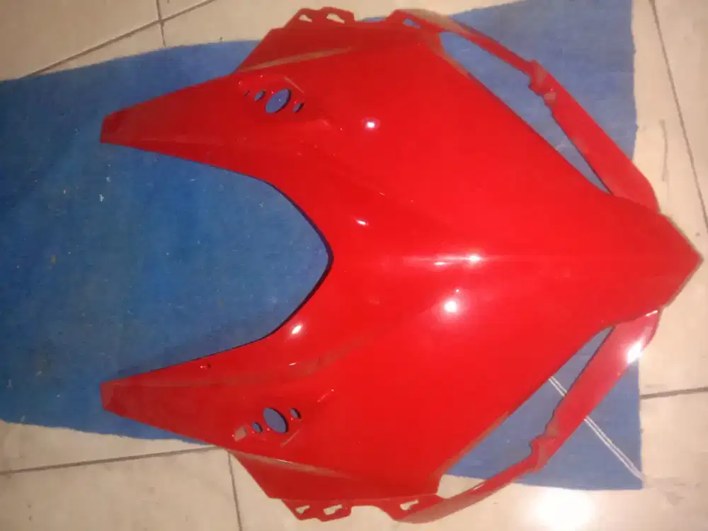 Tameng CBR 250RR red ori