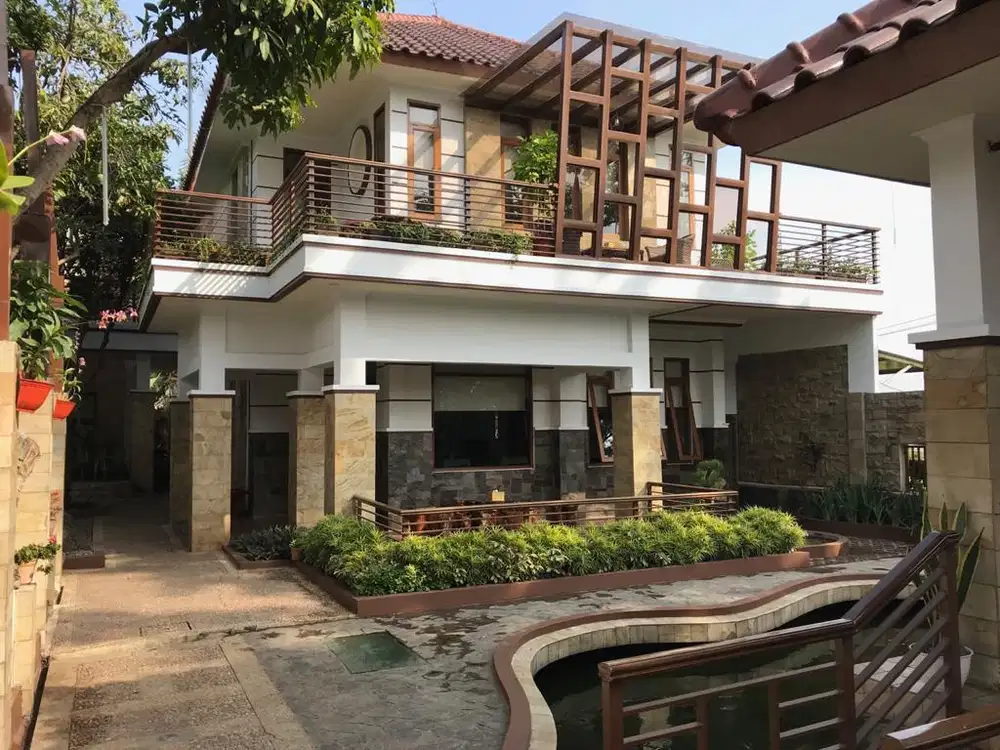 Dijual Murah Rumah Sultan Rasa Villa Bali di Bogor Nirwana Residence