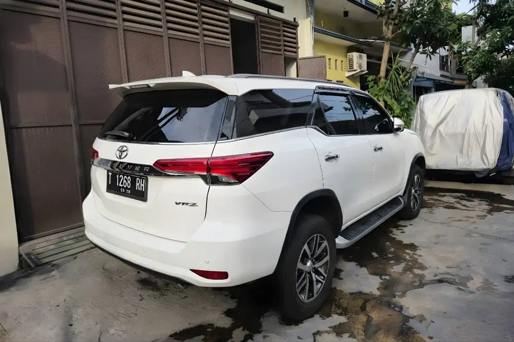 Toyota Fortuner VRZ Diesel Solar Matic AT Tahun 2016 Putih , 2017