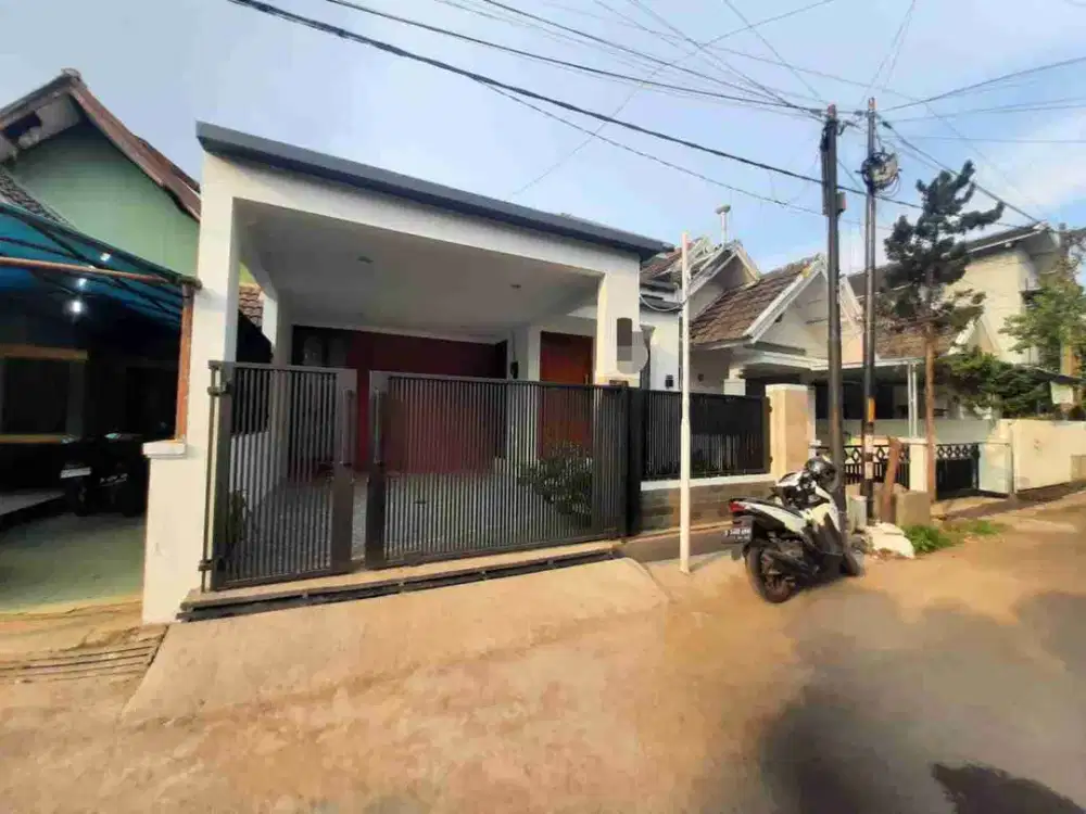 Di sewakan Rumah bagus Di Kawaluyaan