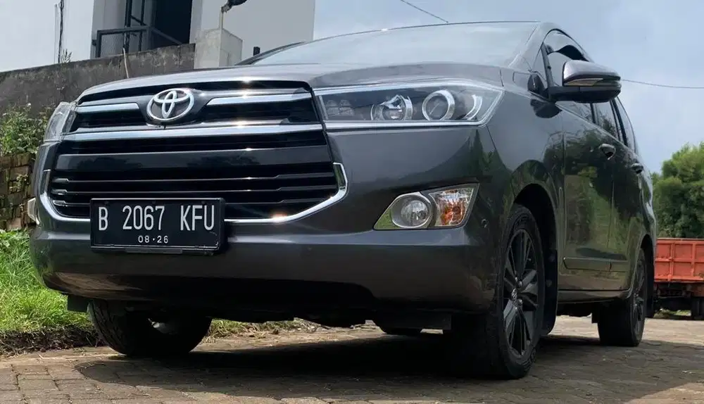 Innova reborn Type V 2.4 diesel