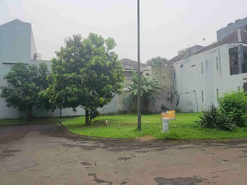 Kavling Hoek (Barat Utara) Di Cluster Tengah Dekat Boulevard Utama