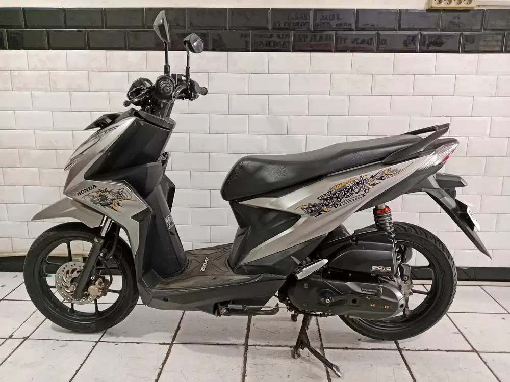 Honda beat street tahun 2023
