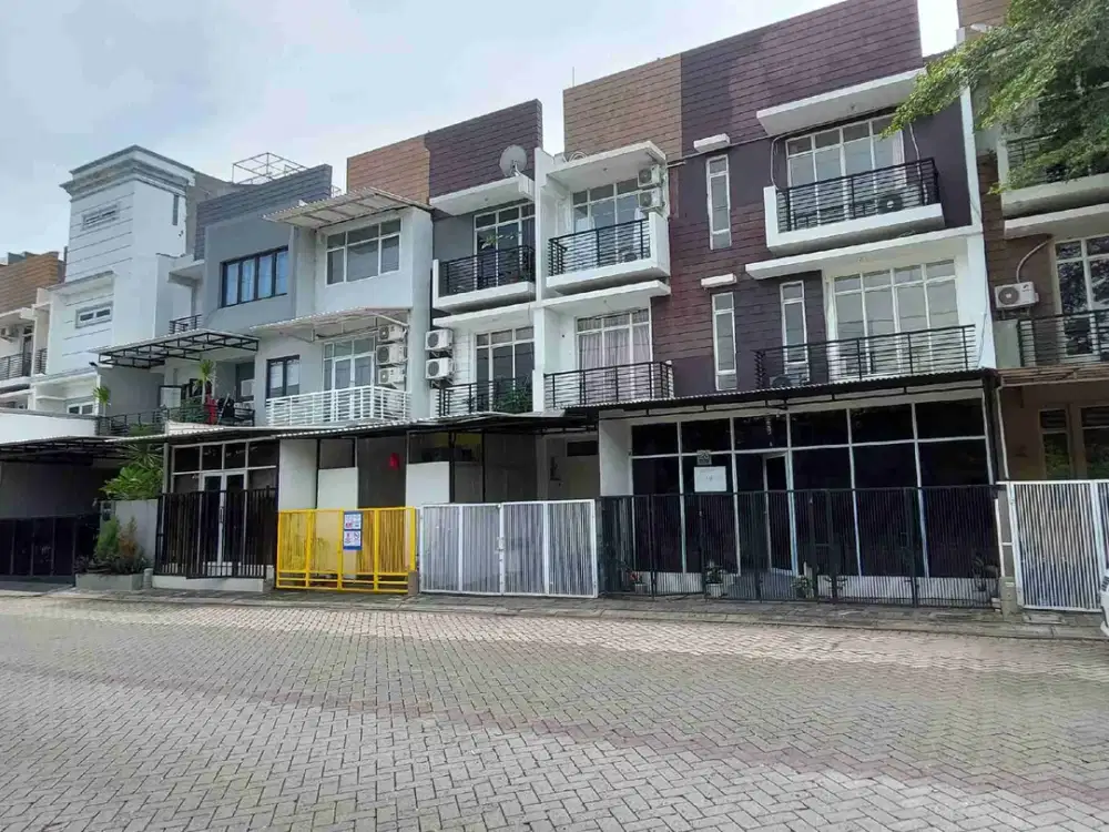 sewa cepat rumah pik1 6x12 3 lantai