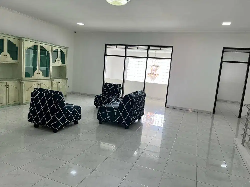 Rumah Cozy Idaman Furnished Siap Huni Komplek Taman Sakura Bandung