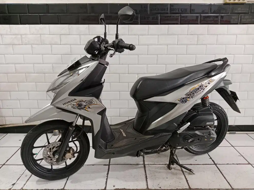 Honda beat street tahun 2023 bagus