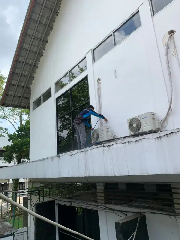 AC bermasalah? jangan panik, kami datang !!