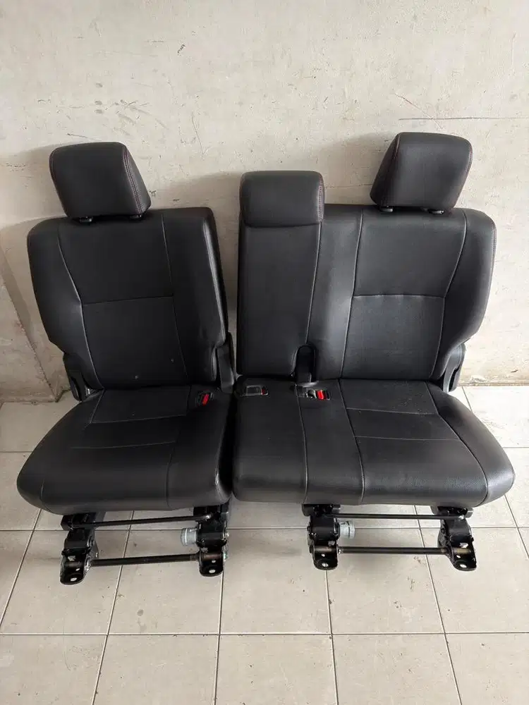 Jok tengah innova reborn