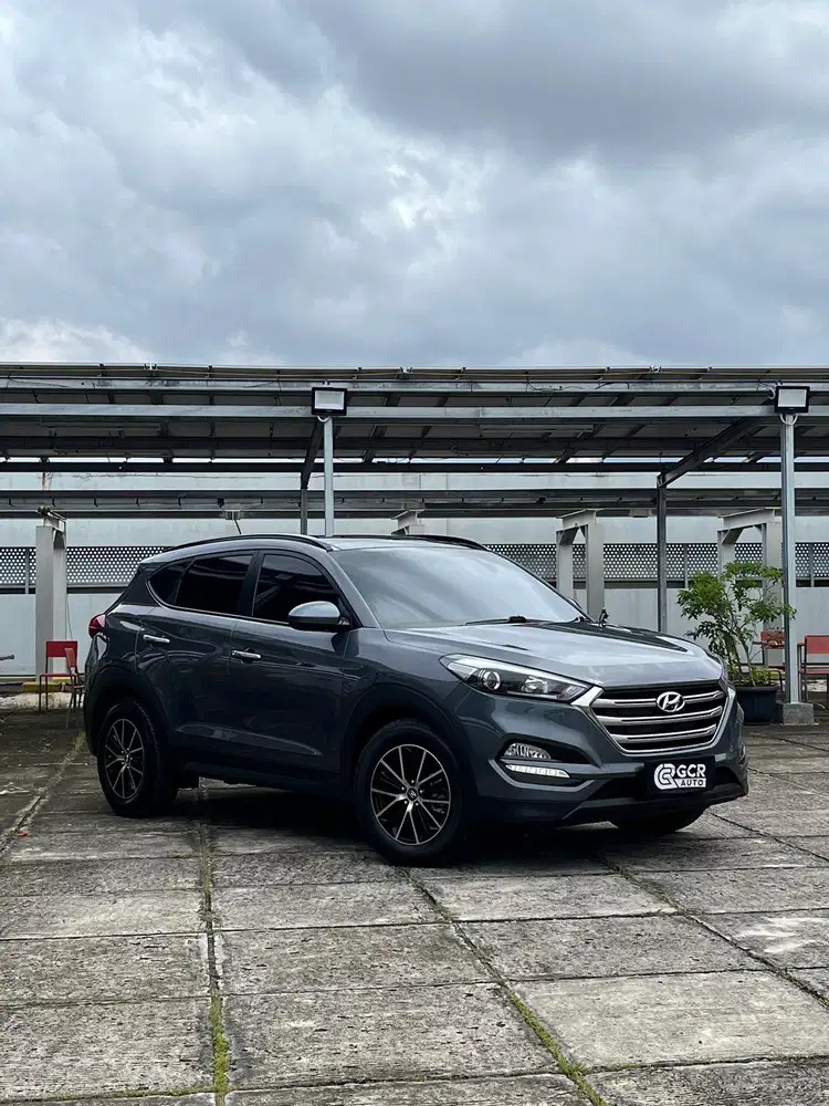 RARE ITEM !! HYUNDAI TUCSON XG CRDI 2.0 DIESEL 2018 AT MDL 2019/2017