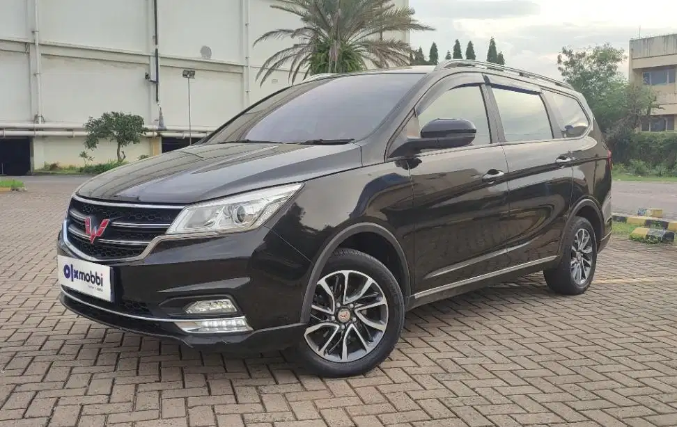 Garansi Mesin 1th TDP 6,JT Wuling Cortez 1.8 C Bensin-AT Hitam 2018