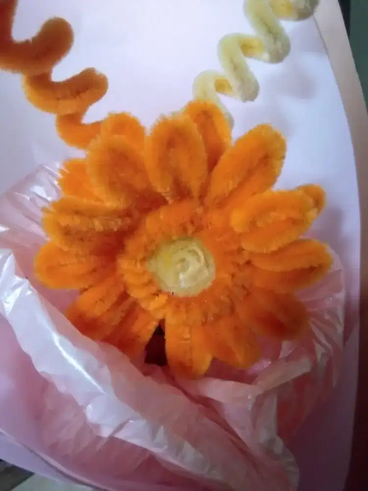 Kerjaan harian ahli dalam pemasangan instalasi listrik