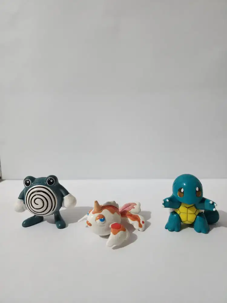 RARE ORIGINAL TOMY POKEMON SQUIRTLE GOLDEEN POLYWHIRL