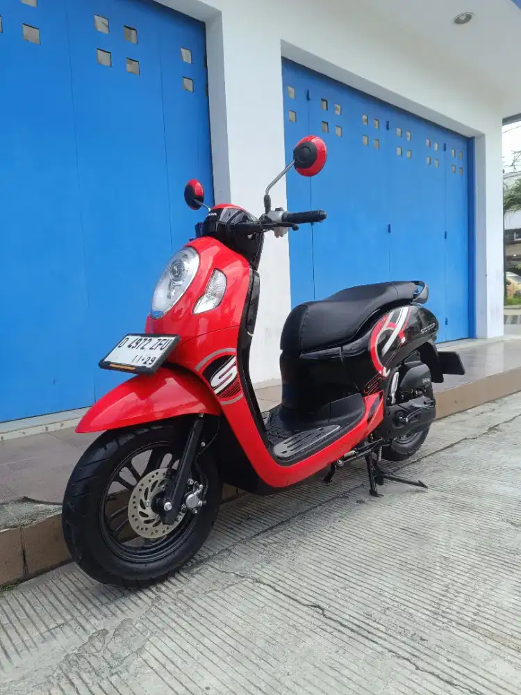 Honda scoopy sporty 2024 mulus seperti baru