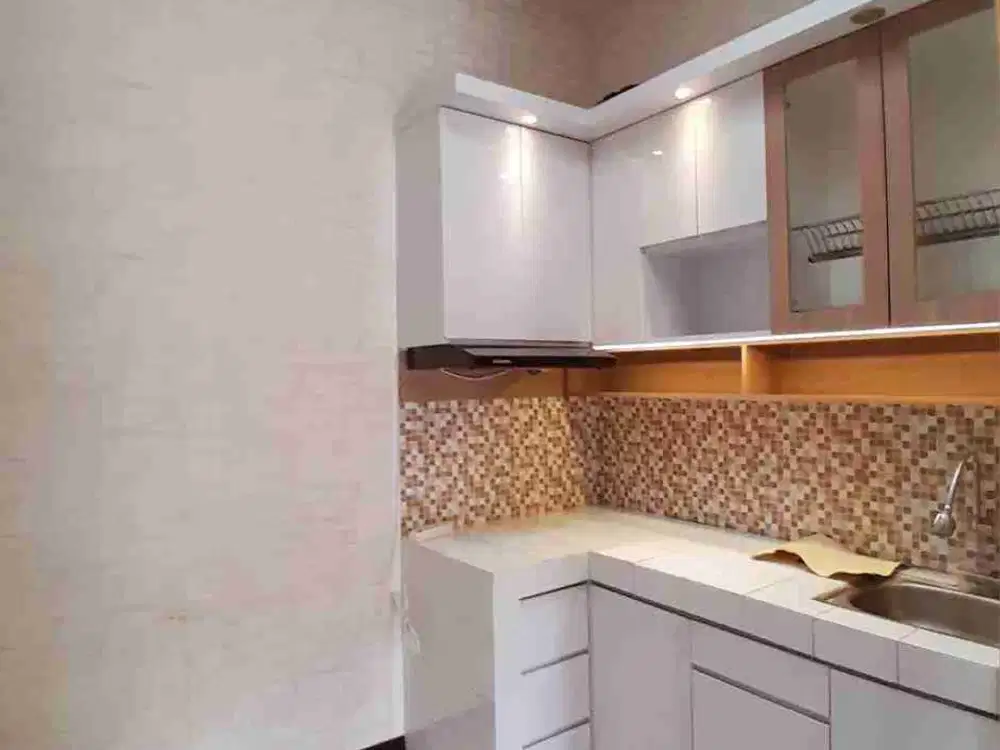 rumah bagus terawat dalam cluster parung serab tangerang