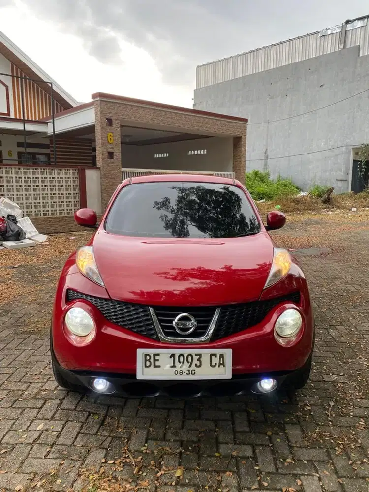 JUKE RX MATIC MERAH 2011