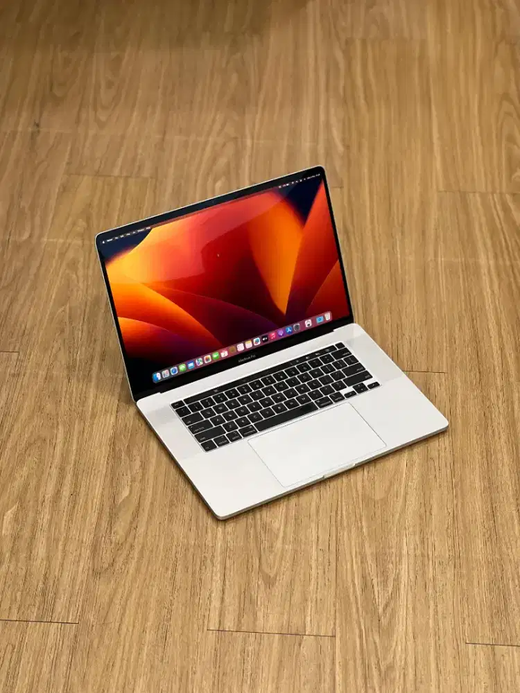 MacBook Pro 2019 16inch 16/512