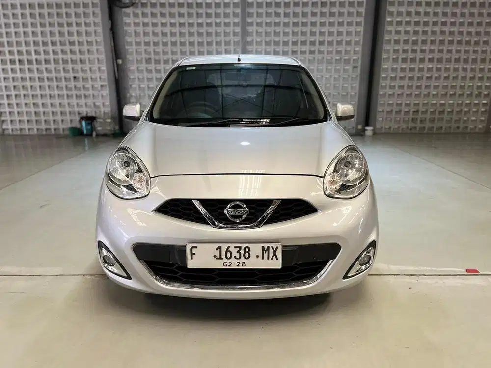 LOW KM NISSAN MARCH 1.2 XS AT 2013/2014 SILVER LIKE NEW