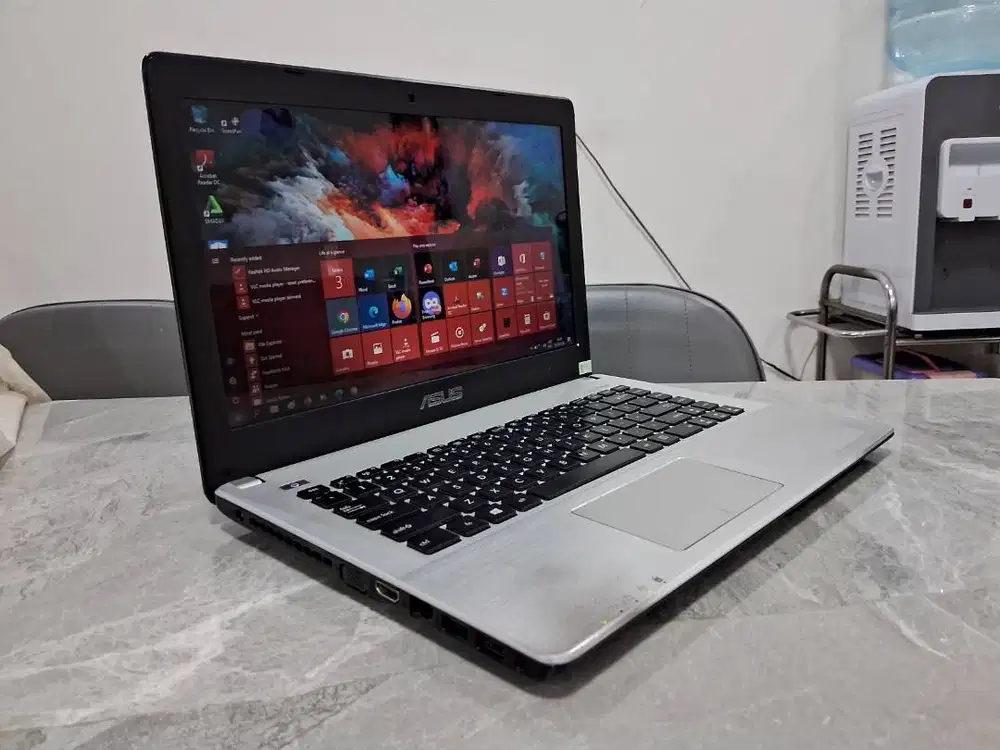 Laptop Core i7 8CPU 8GB VGA Dual Render SSD ReadyUp Win ORI Garansi