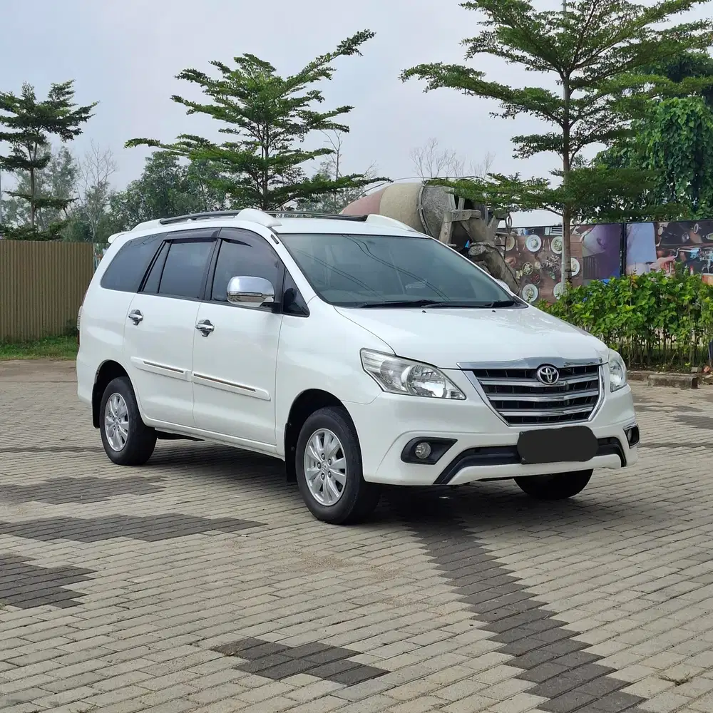 TOYOTA INNOVA G 2.0 MANUAL 2014