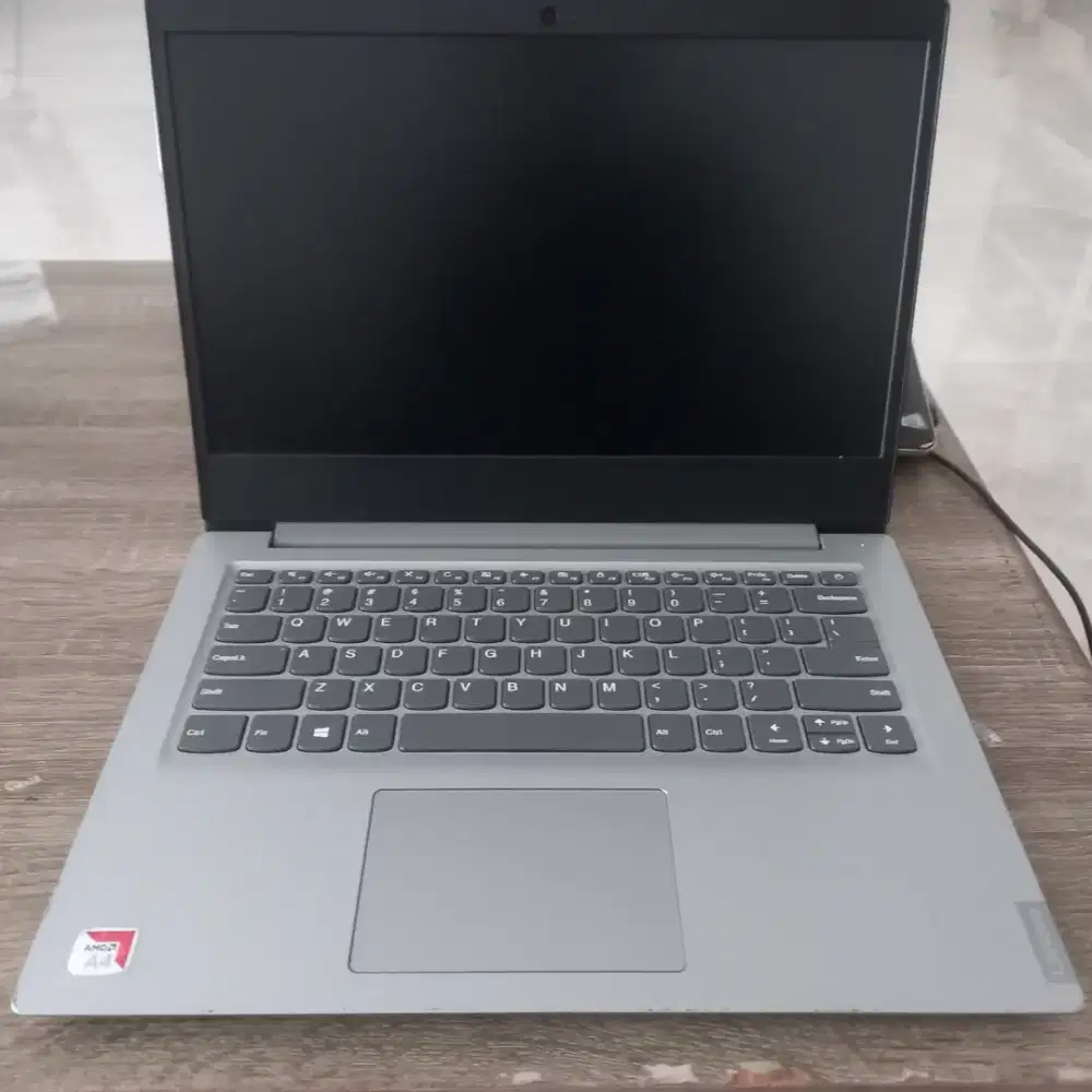 Laptop lenovo
AMD A4 - 9135 Rodeon R3