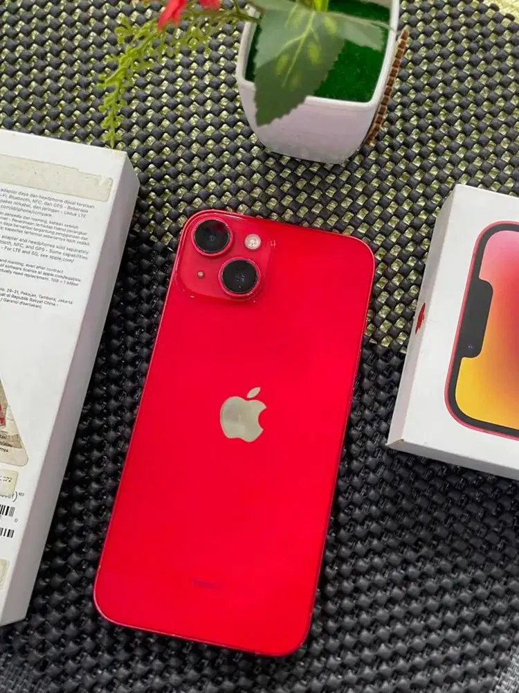 iphone 14 128 ibox fullset kondisi lecet pemakaian