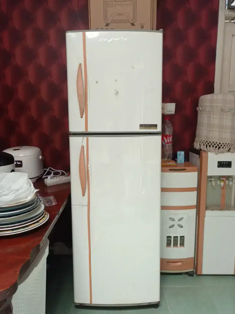 Jual Kulkas 2 pintu seken bekas