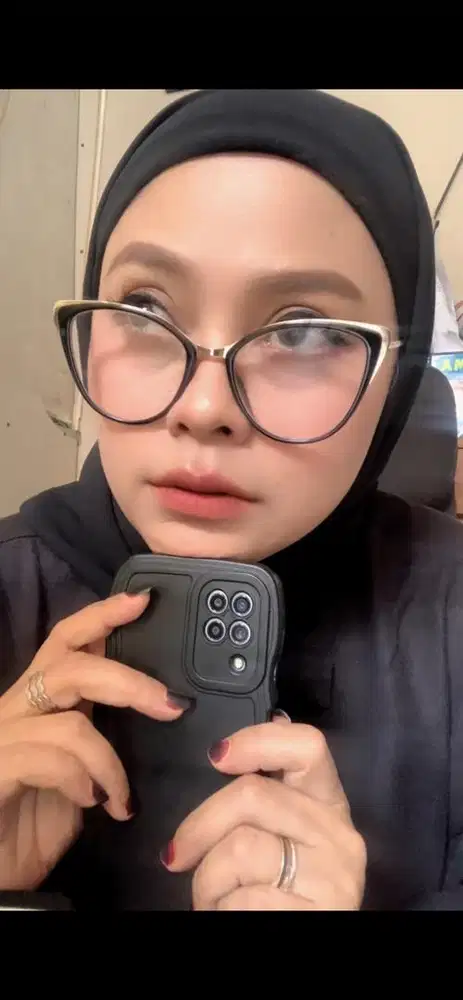 mencari lowongan kerja